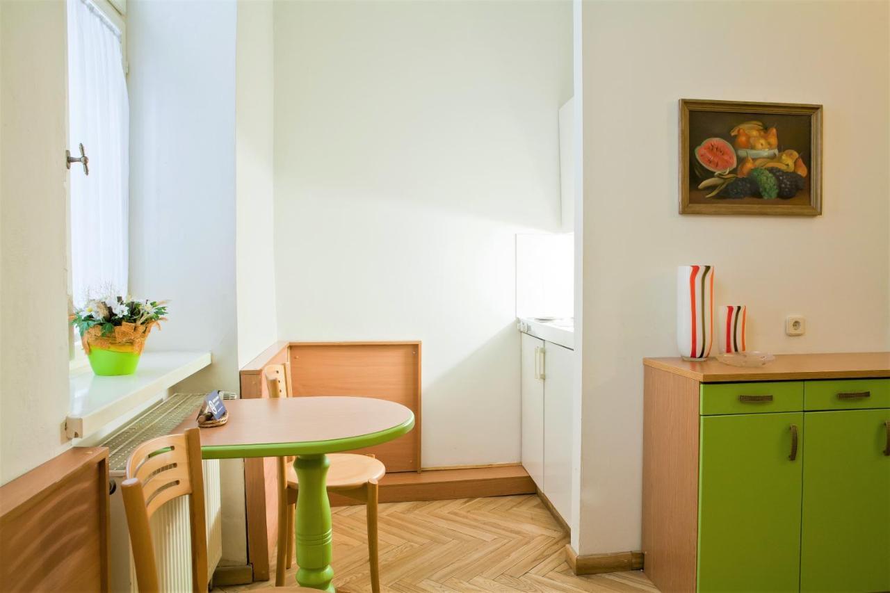 Konventa Seta Keystone Collection Khách sạn 4*